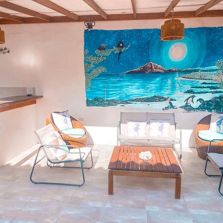 Hotel Coral Blanco With High Speed Internet Starlink And Galapagos Tour Operator Puerto Villamil Kültér fotó