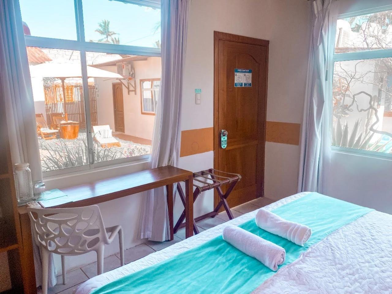 Hotel Coral Blanco With High Speed Internet Starlink And Galapagos Tour Operator Puerto Villamil Kültér fotó